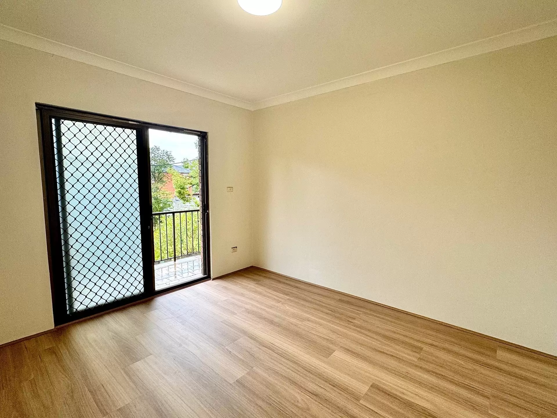 5/71-73 Ninth Avenue, Campsie Leased by ArthurJames Real Estate (formerly Robert R. Andrews) - image 1