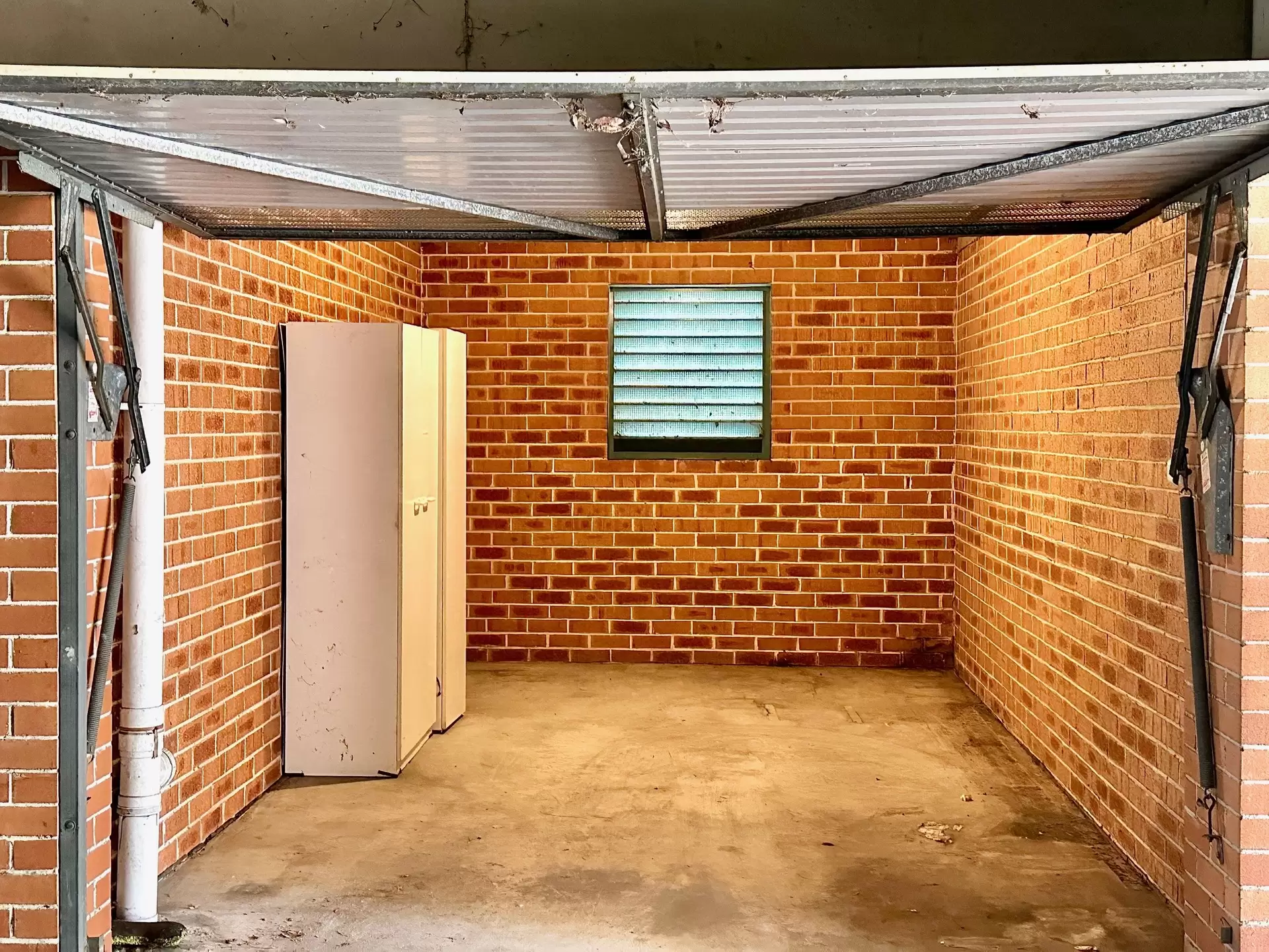 10/31-35 Loftus Street, Campsie Leased by ArthurJames Real Estate (formerly Robert R. Andrews) - image 1