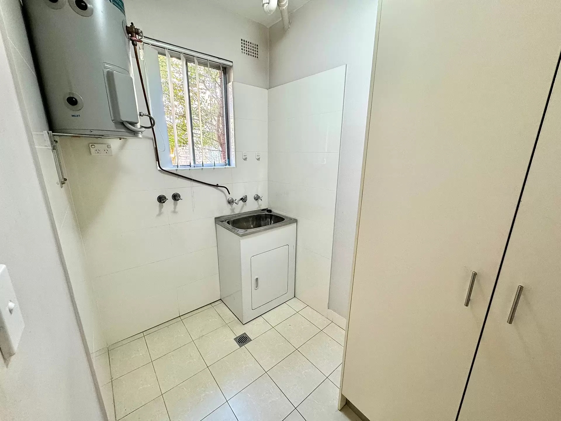 2/27 Park Street, Campsie Leased by ArthurJames Real Estate (formerly Robert R. Andrews) - image 1