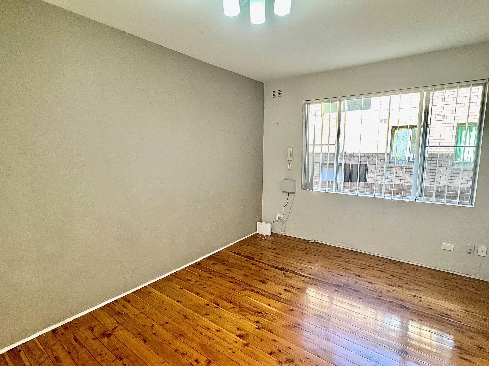2/27 Park Street, Campsie Leased by ArthurJames Real Estate (formerly Robert R. Andrews) - image 1