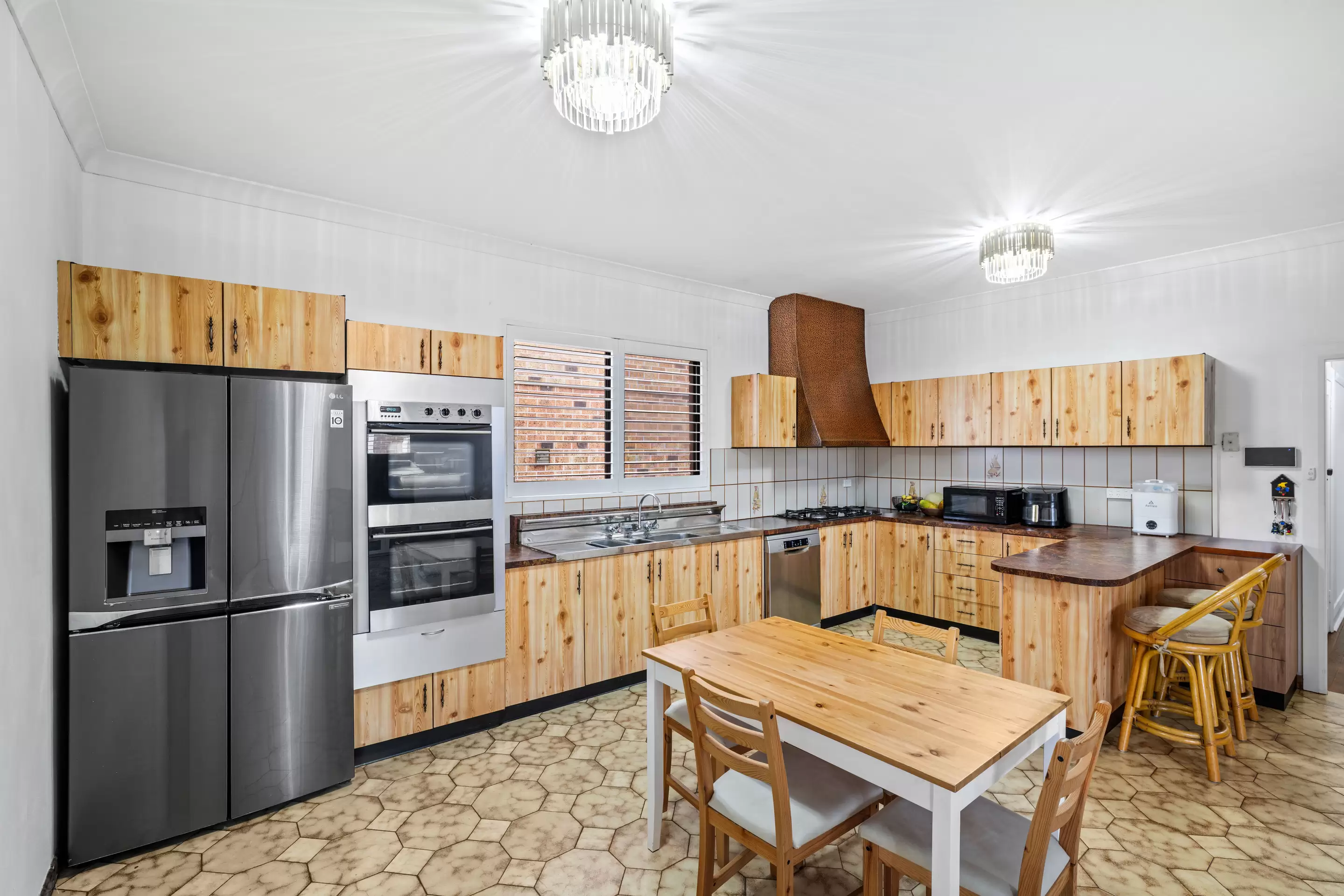 66 Lily Street, Hurstville Sold by ArthurJames Real Estate (formerly Robert R. Andrews) - image 9
