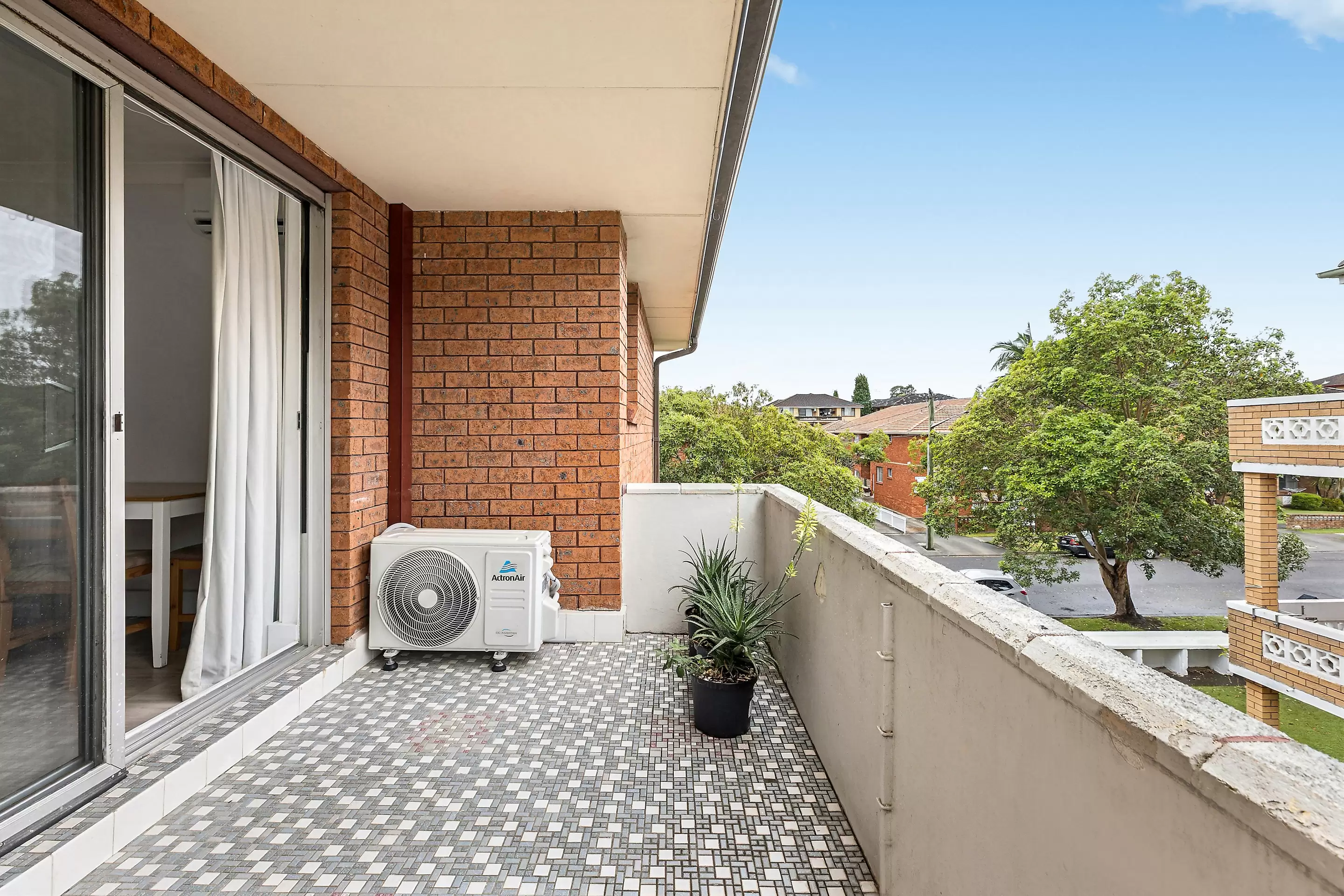 Photo #2: 5/50-52 Fourth Avenue, Campsie - Sold by Push Digital Campaigns