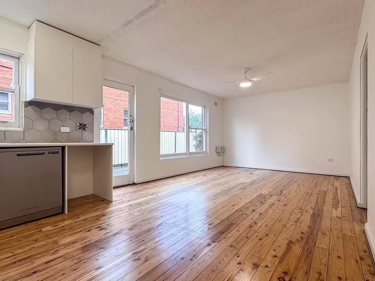 2/7 Unara Street, Campsie Leased by ArthurJames Real Estate (formerly Robert R. Andrews) - image 3