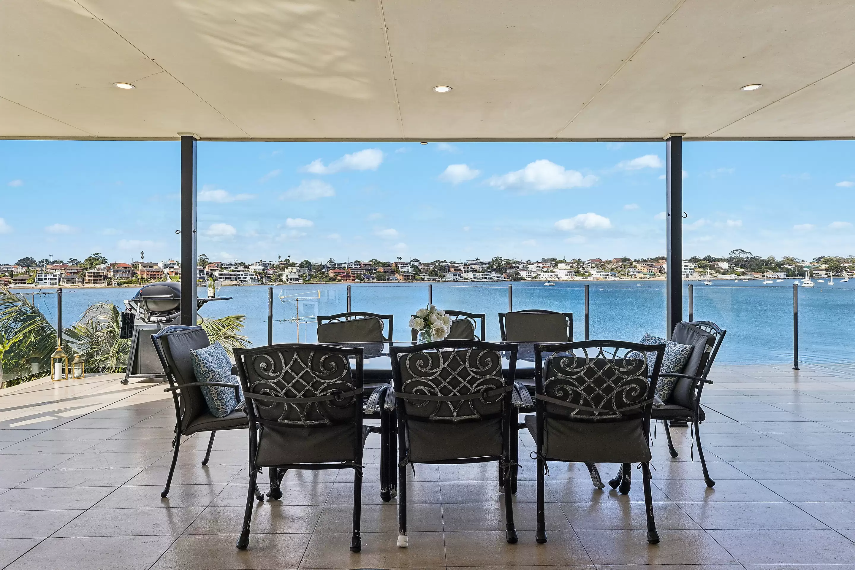 40 Carlton Crescent, Kogarah Bay For Sale by ArthurJames Real Estate (formerly Robert R. Andrews) - image 2