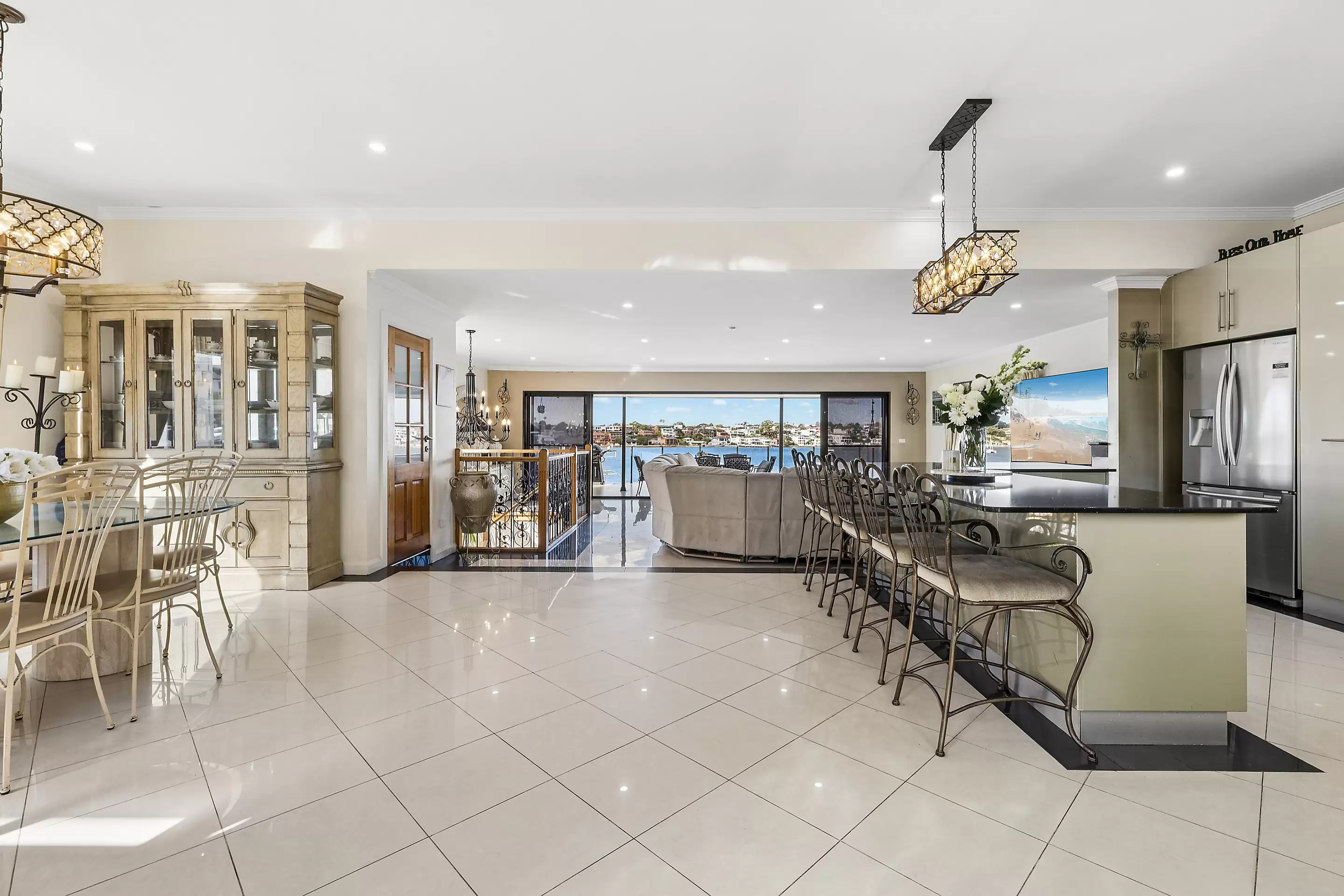 40 Carlton Crescent, Kogarah Bay For Sale by ArthurJames Real Estate (formerly Robert R. Andrews) - image 5