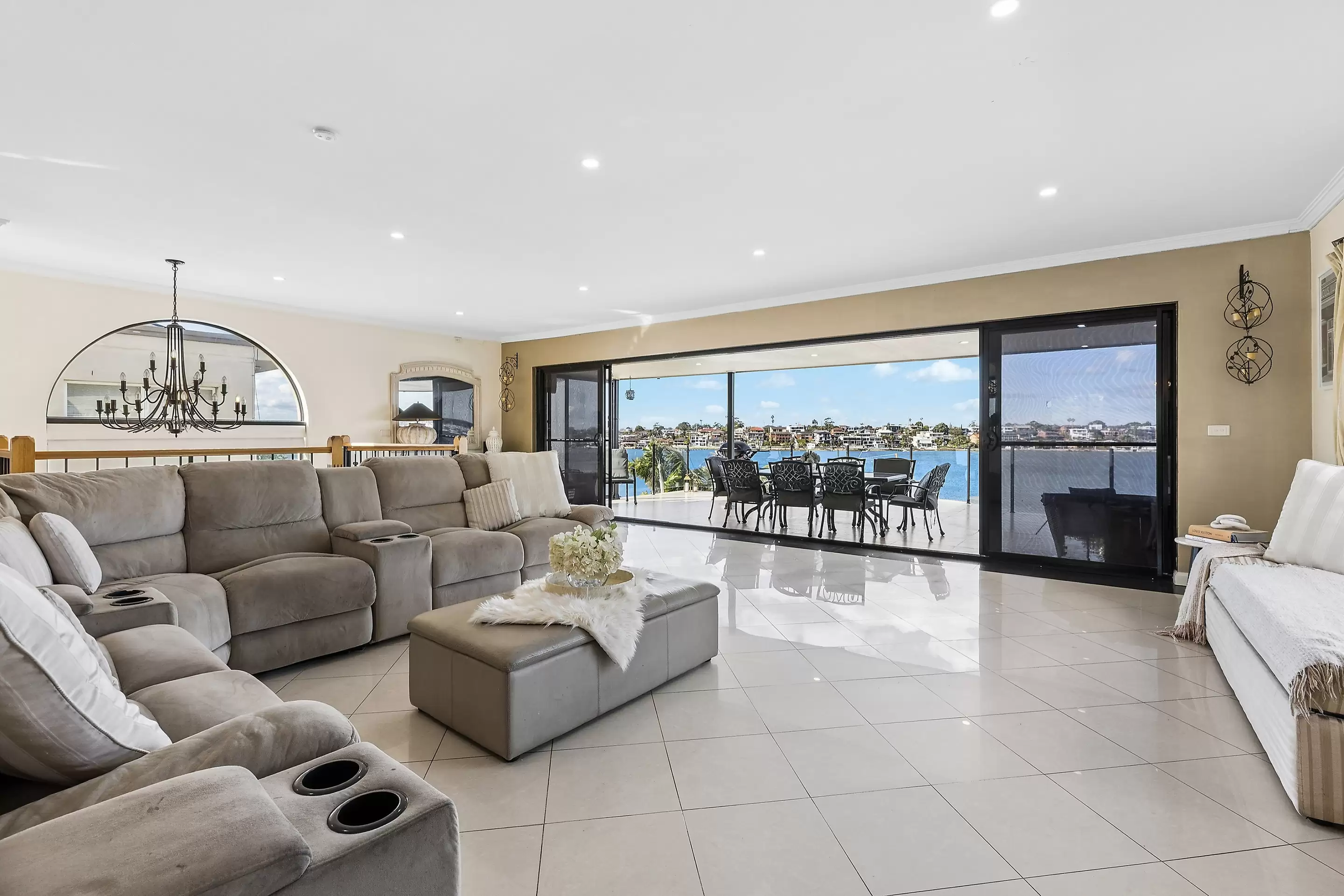 40 Carlton Crescent, Kogarah Bay For Sale by ArthurJames Real Estate (formerly Robert R. Andrews) - image 1
